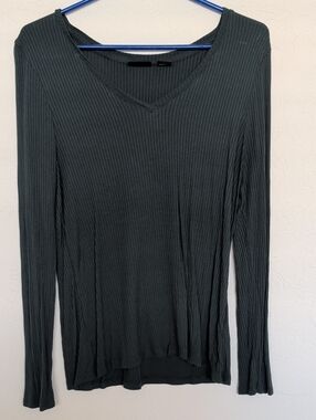 Rachel Zoe Long Sleeve Ribbed V-Neck Top - Dark Green
